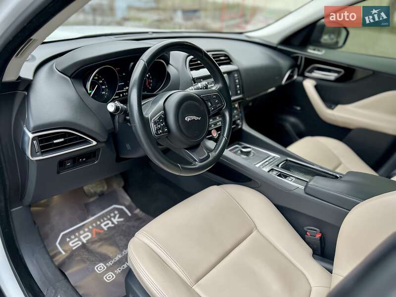 Внедорожник / Кроссовер Jaguar F-Pace 2018 в Днепре фото 25 Внедорожник / Кроссовер Jaguar F-Pace 2018 в Днепре