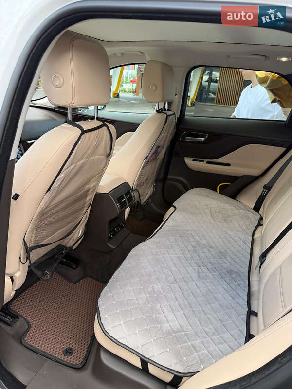 Внедорожник / Кроссовер Jaguar F-Pace 2016 в Одессе фото 14 Внедорожник / Кроссовер Jaguar F-Pace 2016 в Одессе