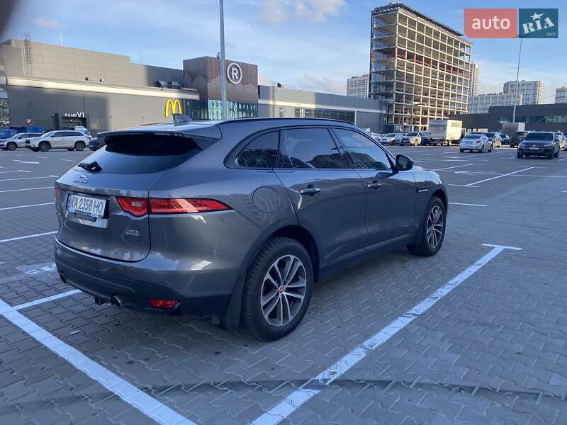 Внедорожник / Кроссовер Jaguar F-Pace 2016 в Киеве фото 6 Внедорожник / Кроссовер Jaguar F-Pace 2016 в Киеве