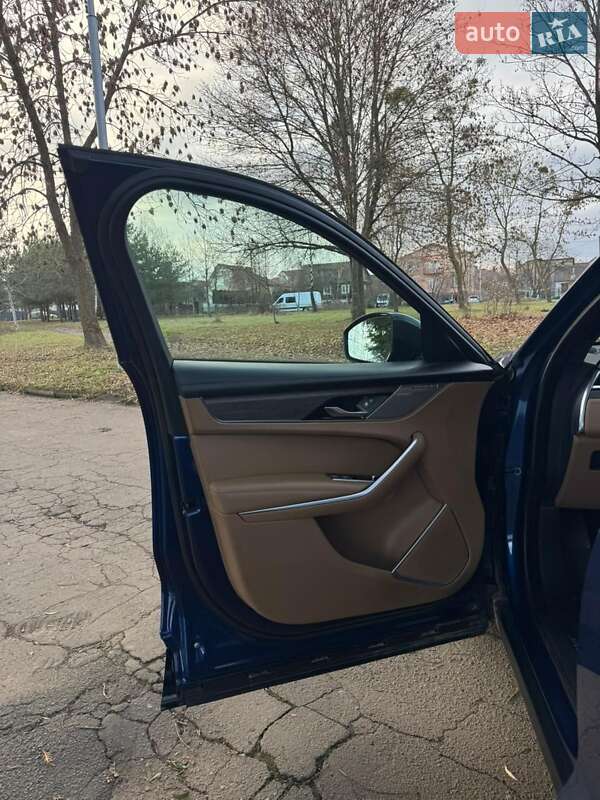 Внедорожник / Кроссовер Jaguar F-Pace 2021 в Ровно фото 35 Внедорожник / Кроссовер Jaguar F-Pace 2021 в Ровно