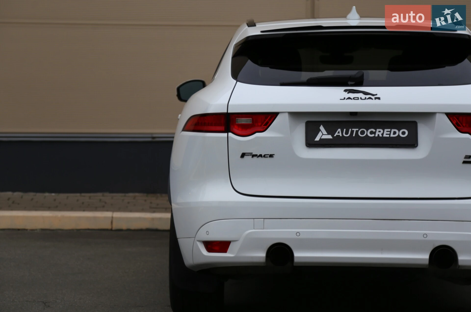 2018 Jaguar F-Pace - мініатюра 8