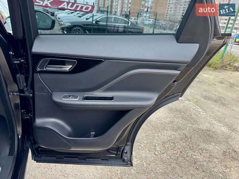 Внедорожник / Кроссовер Jaguar F-Pace 2020 в Киеве фото 41 Внедорожник / Кроссовер Jaguar F-Pace 2020 в Киеве