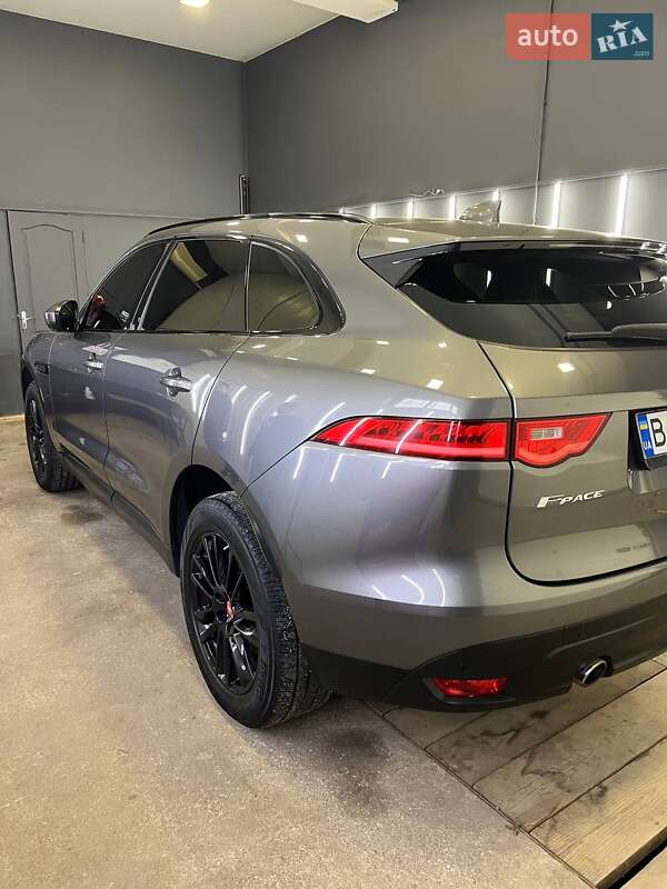Внедорожник / Кроссовер Jaguar F-Pace 2017 в Кропивницком фото 5 Внедорожник / Кроссовер Jaguar F-Pace 2017 в Кропивницком