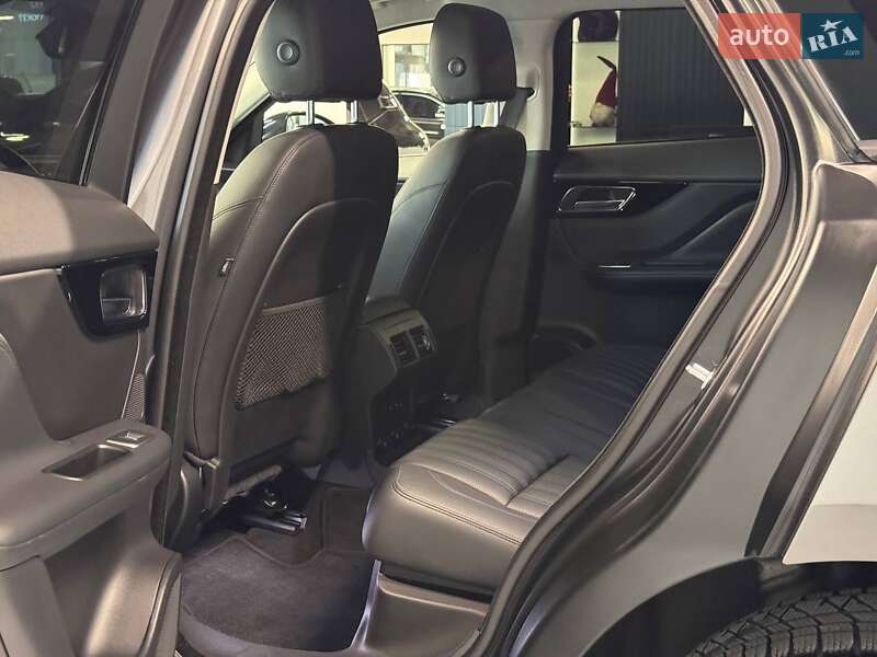 Внедорожник / Кроссовер Jaguar F-Pace 2017 в Львове фото 30 Внедорожник / Кроссовер Jaguar F-Pace 2017 в Львове