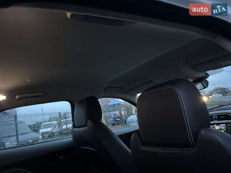 Внедорожник / Кроссовер Jaguar F-Pace 2017 в Ковеле