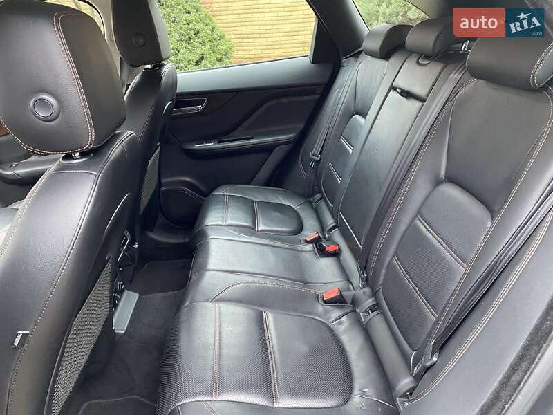 Внедорожник / Кроссовер Jaguar F-Pace 2016 в Львове фото 6 Внедорожник / Кроссовер Jaguar F-Pace 2016 в Львове