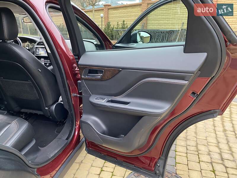 Внедорожник / Кроссовер Jaguar F-Pace 2016 в Львове фото 11 Внедорожник / Кроссовер Jaguar F-Pace 2016 в Львове