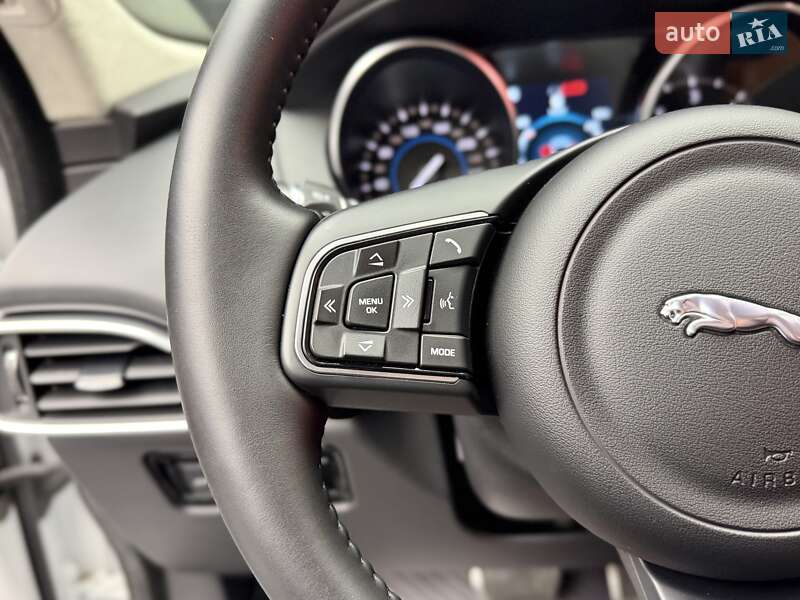 Внедорожник / Кроссовер Jaguar F-Pace 2019 в Киеве