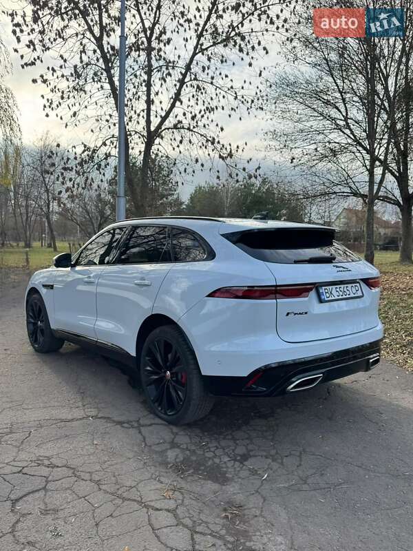 Внедорожник / Кроссовер Jaguar F-Pace 2021 в Ровно
