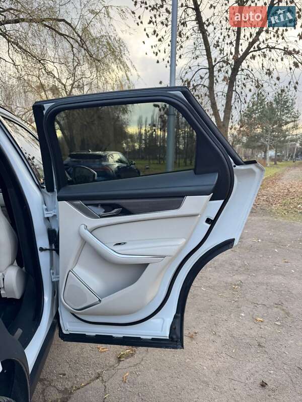 Внедорожник / Кроссовер Jaguar F-Pace 2021 в Ровно