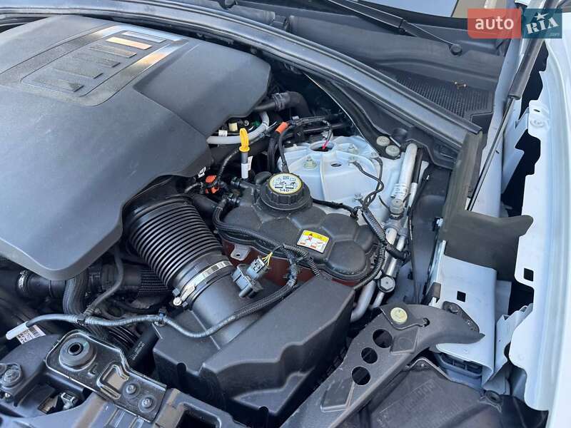 Внедорожник / Кроссовер Jaguar F-Pace 2021 в Ровно