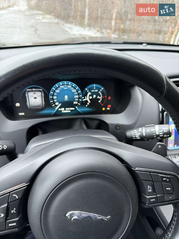 Внедорожник / Кроссовер Jaguar F-Pace 2017 в Харькове