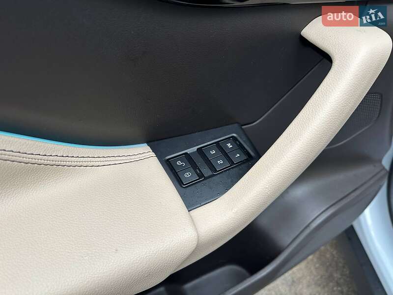 Внедорожник / Кроссовер Jaguar F-Pace 2017 в Виннице фото 10 Внедорожник / Кроссовер Jaguar F-Pace 2017 в Виннице