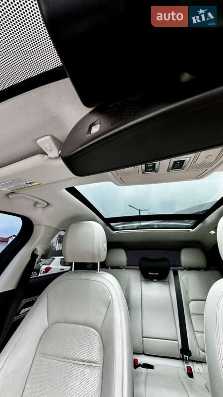 Внедорожник / Кроссовер Jaguar F-Pace 2016 в Львове фото 18 Внедорожник / Кроссовер Jaguar F-Pace 2016 в Львове