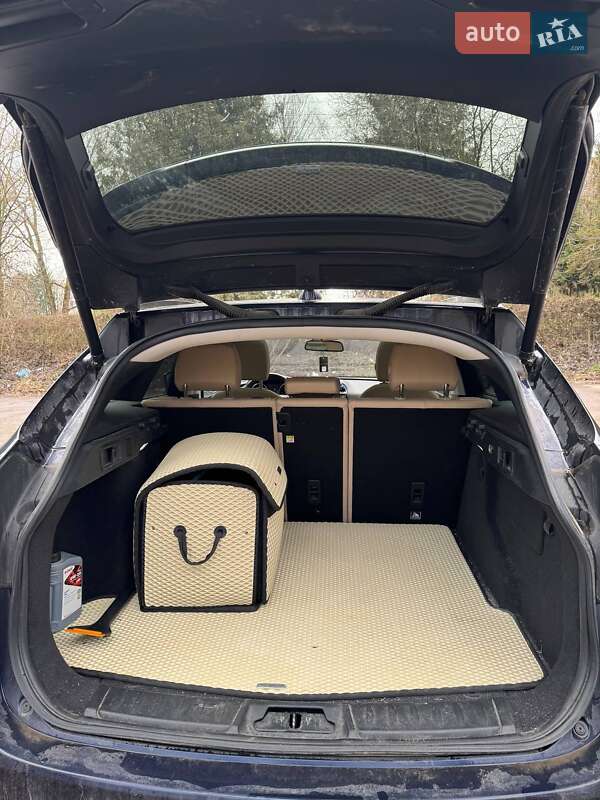 Внедорожник / Кроссовер Jaguar F-Pace 2016 в Тернополе