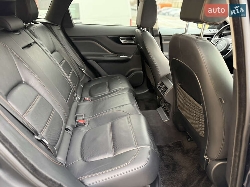 Внедорожник / Кроссовер Jaguar F-Pace 2017 в Киеве