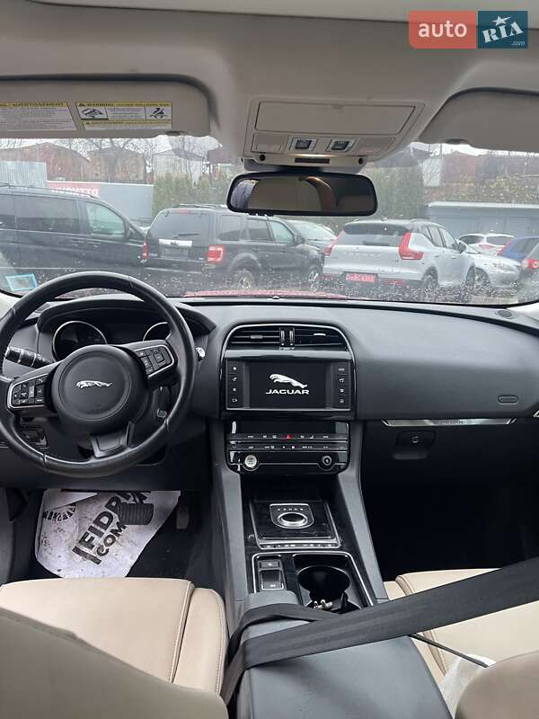 Внедорожник / Кроссовер Jaguar F-Pace 2018 в Ровно фото 11 Внедорожник / Кроссовер Jaguar F-Pace 2018 в Ровно