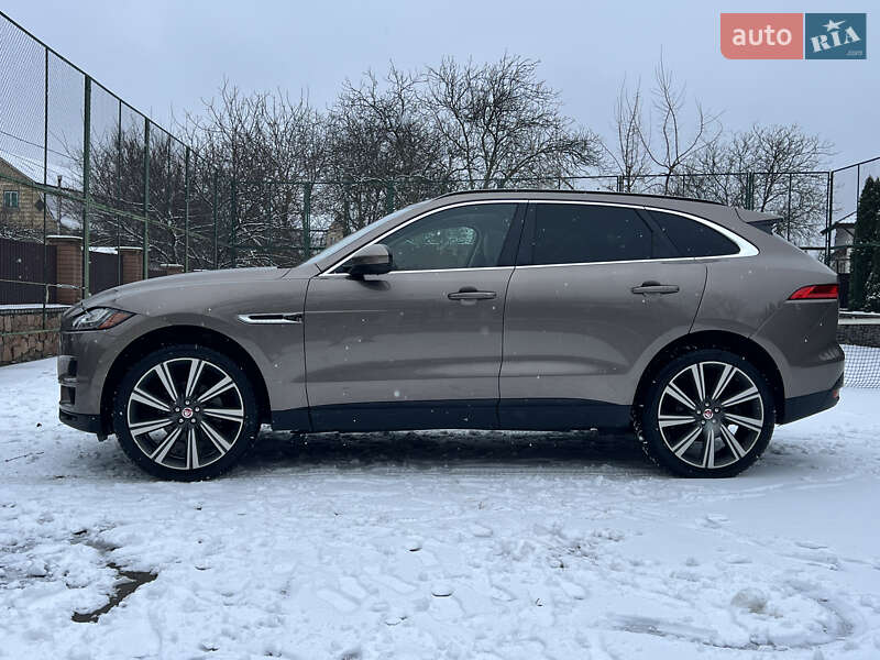 Внедорожник / Кроссовер Jaguar F-Pace 2016 в Василькове