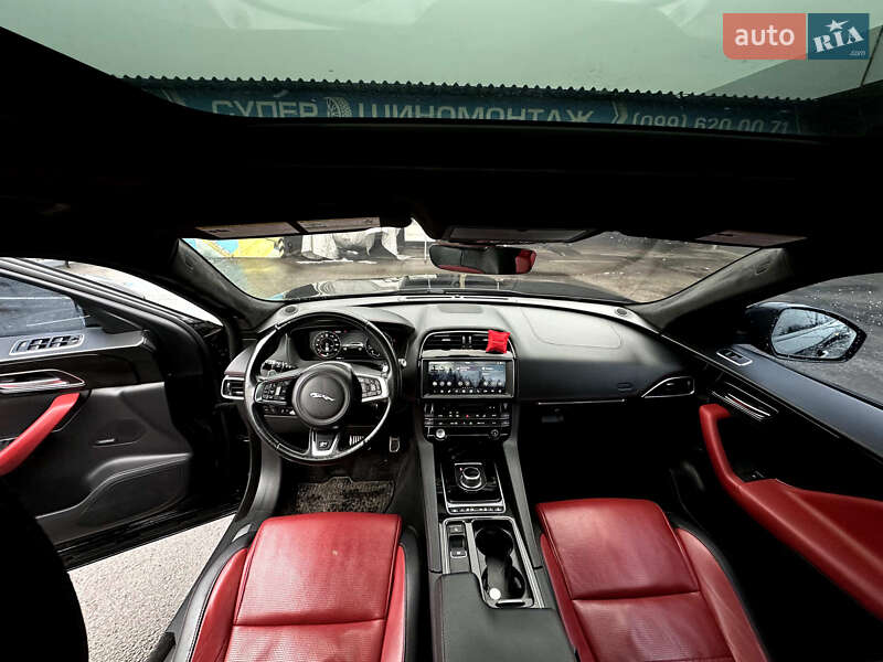 Внедорожник / Кроссовер Jaguar F-Pace 2018 в Полтаве фото 16 Внедорожник / Кроссовер Jaguar F-Pace 2018 в Полтаве