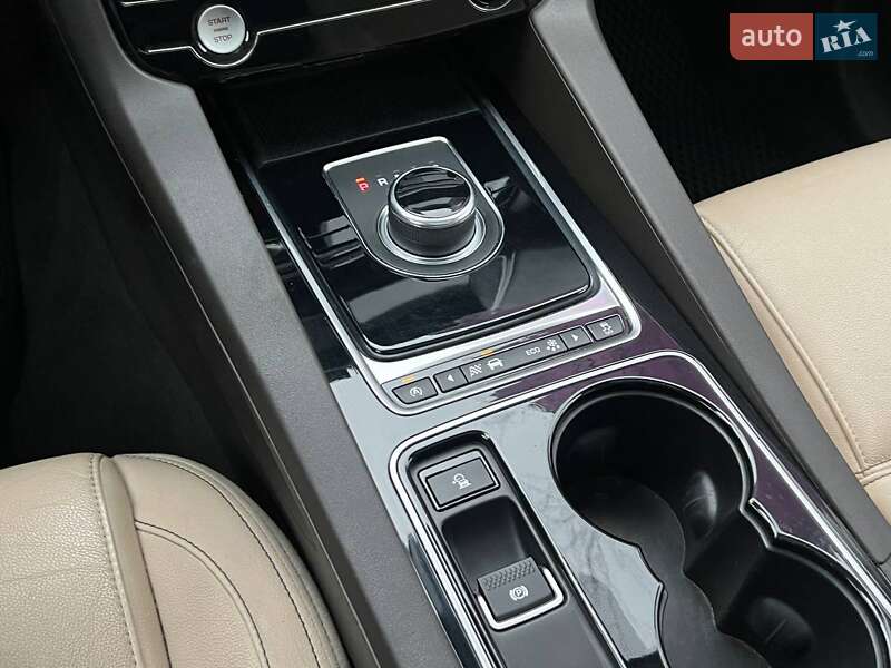 Внедорожник / Кроссовер Jaguar F-Pace 2016 в Киеве фото 30 Внедорожник / Кроссовер Jaguar F-Pace 2016 в Киеве