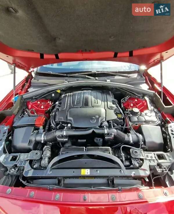 Внедорожник / Кроссовер Jaguar F-Pace 2017 в Киеве фото 4 Внедорожник / Кроссовер Jaguar F-Pace 2017 в Киеве