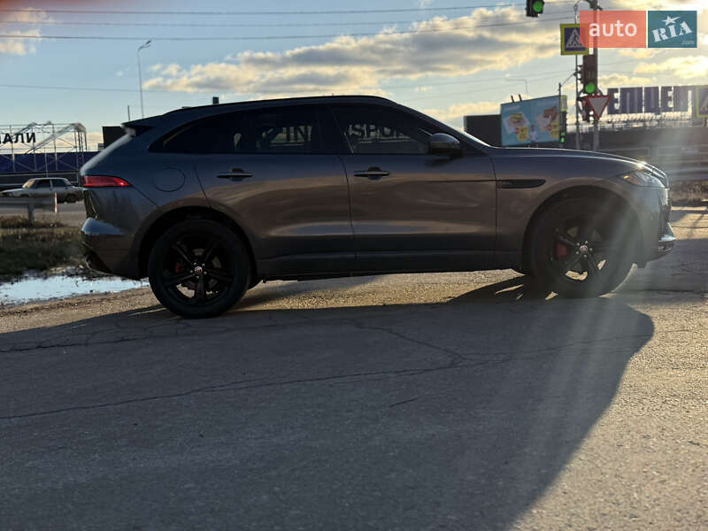 Внедорожник / Кроссовер Jaguar F-Pace 2018 в Полтаве фото 7 Внедорожник / Кроссовер Jaguar F-Pace 2018 в Полтаве