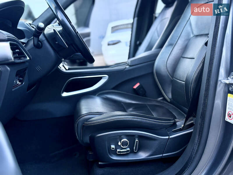 Внедорожник / Кроссовер Jaguar F-Pace 2018 в Полтаве фото 9 Внедорожник / Кроссовер Jaguar F-Pace 2018 в Полтаве