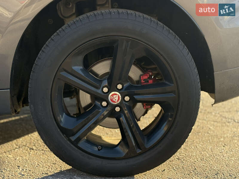 Внедорожник / Кроссовер Jaguar F-Pace 2018 в Полтаве фото 32 Внедорожник / Кроссовер Jaguar F-Pace 2018 в Полтаве