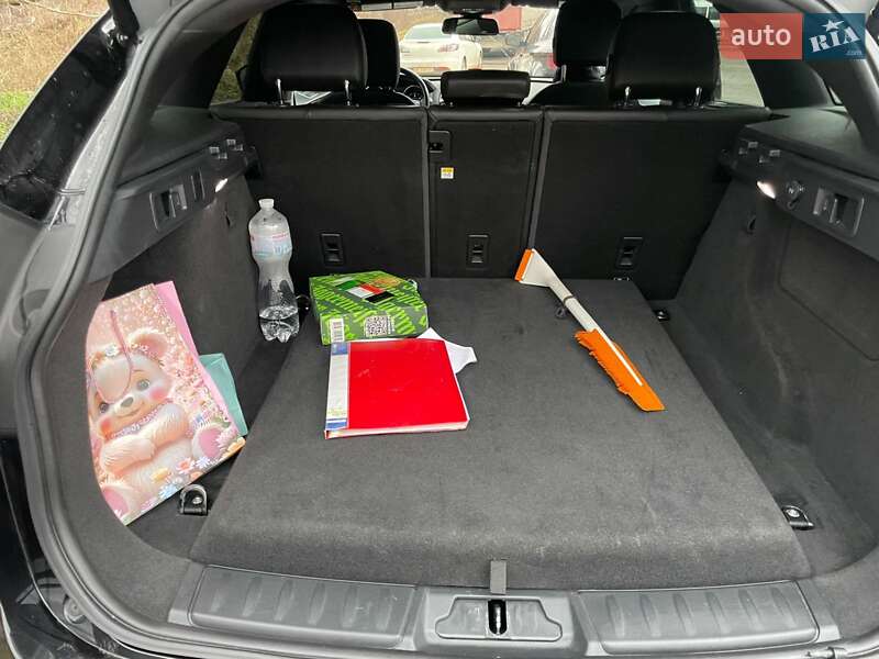 Внедорожник / Кроссовер Jaguar F-Pace 2017 в Львове фото 9 Внедорожник / Кроссовер Jaguar F-Pace 2017 в Львове