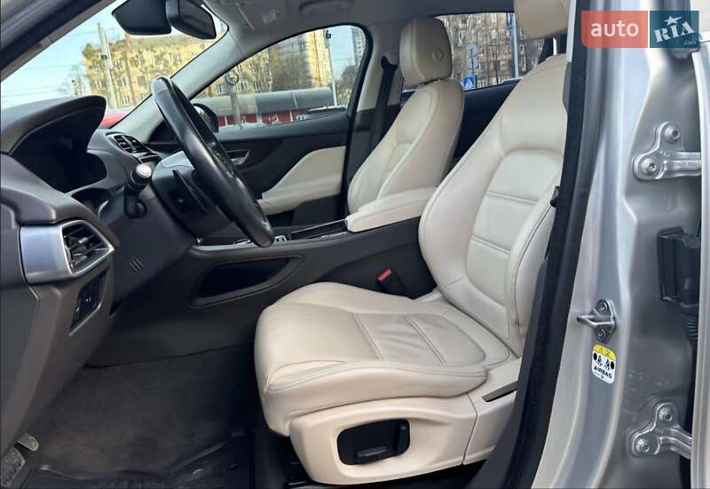 Внедорожник / Кроссовер Jaguar F-Pace 2017 в Киеве фото 13 Внедорожник / Кроссовер Jaguar F-Pace 2017 в Киеве