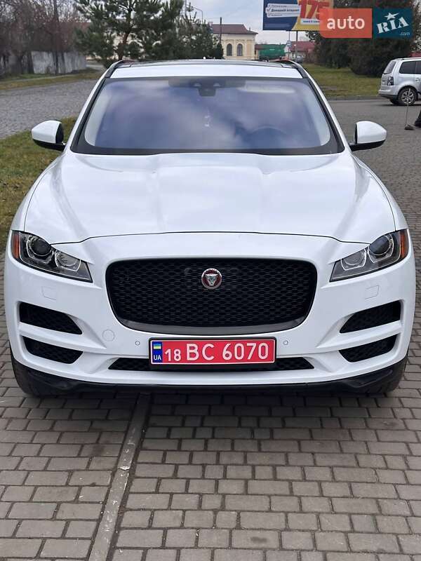 Позашляховик / Кросовер Jaguar F-Pace 2018 в Володимирі