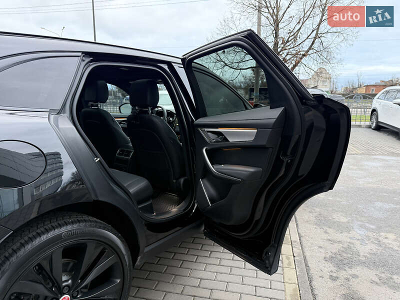 Внедорожник / Кроссовер Jaguar F-Pace 2023 в Харькове