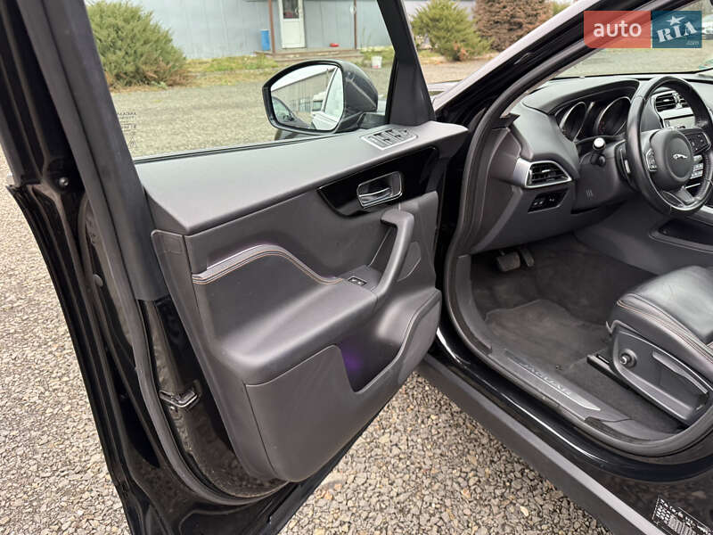 Позашляховик / Кросовер Jaguar F-Pace 2017 в Луцьку