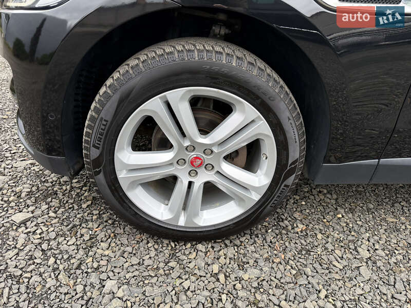 Позашляховик / Кросовер Jaguar F-Pace 2017 в Луцьку