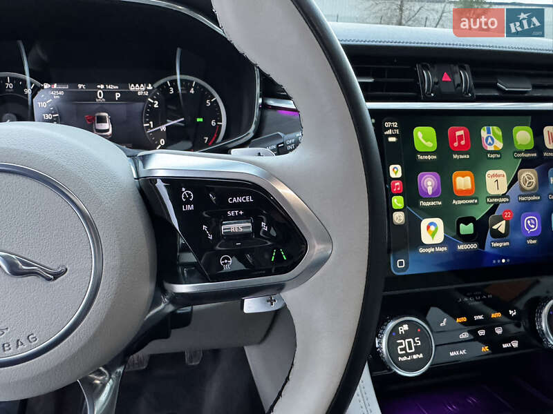 Внедорожник / Кроссовер Jaguar F-Pace 2022 в Киеве фото 37 Внедорожник / Кроссовер Jaguar F-Pace 2022 в Киеве