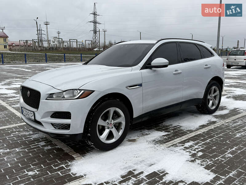Jaguar F-Pace 2017