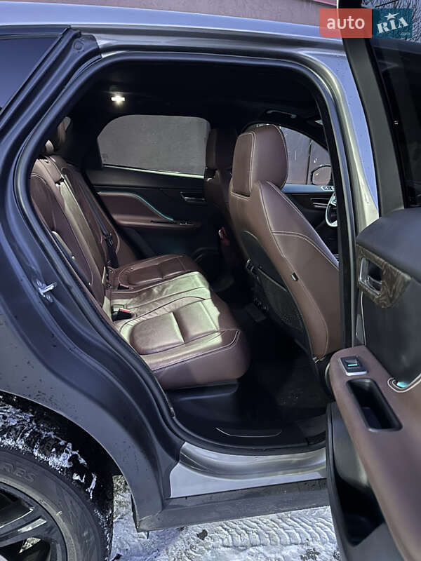Внедорожник / Кроссовер Jaguar F-Pace 2019 в Киеве фото 14 Внедорожник / Кроссовер Jaguar F-Pace 2019 в Киеве