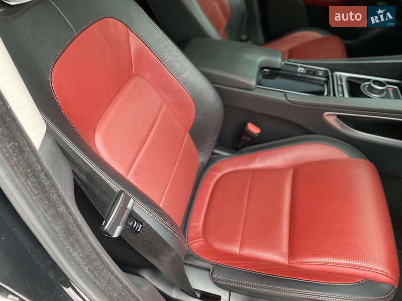 Внедорожник / Кроссовер Jaguar F-Pace 2017 в Харькове