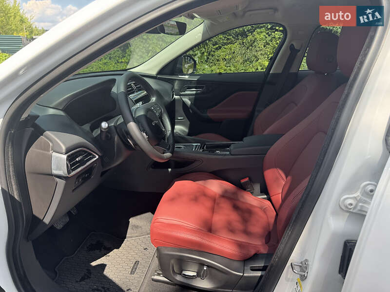 Внедорожник / Кроссовер Jaguar F-Pace 2020 в Киеве