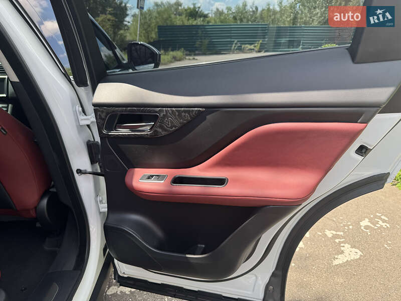 Внедорожник / Кроссовер Jaguar F-Pace 2020 в Киеве