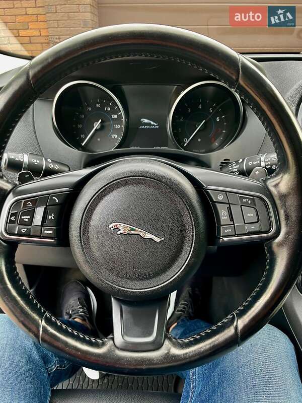 Внедорожник / Кроссовер Jaguar F-Pace 2018 в Киеве фото 28 Внедорожник / Кроссовер Jaguar F-Pace 2018 в Киеве
