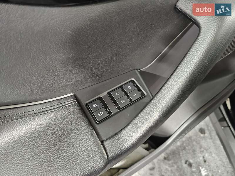 Внедорожник / Кроссовер Jaguar F-Pace 2017 в Киеве