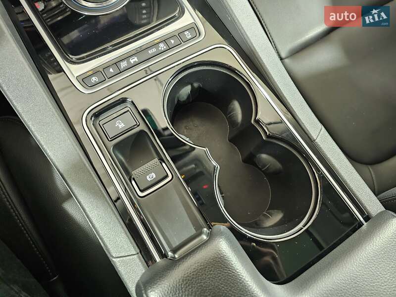 Внедорожник / Кроссовер Jaguar F-Pace 2017 в Киеве