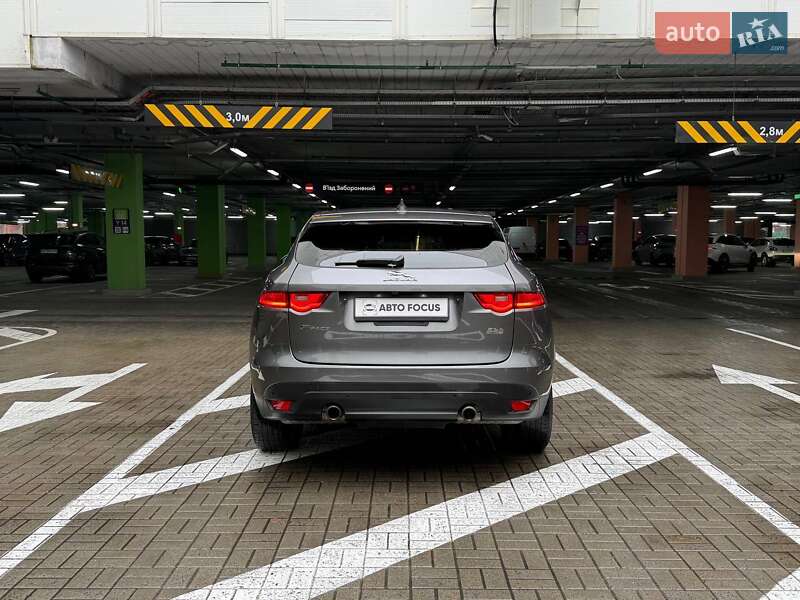Внедорожник / Кроссовер Jaguar F-Pace 2017 в Киеве