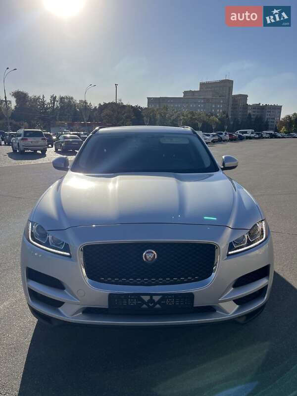 Внедорожник / Кроссовер Jaguar F-Pace 2016 в Харькове фото 23 Внедорожник / Кроссовер Jaguar F-Pace 2016 в Харькове