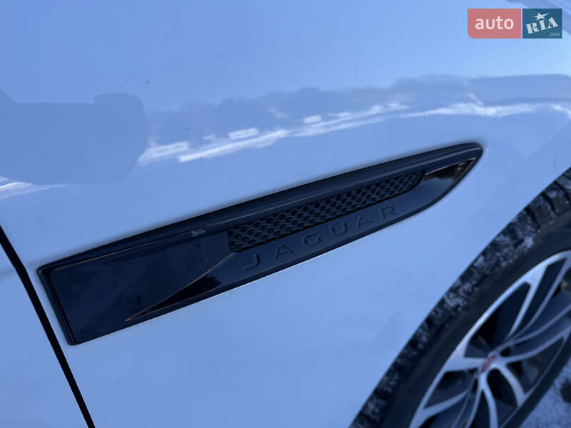 Позашляховик / Кросовер Jaguar F-Pace 2018 в Рівному