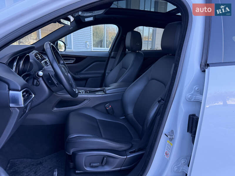 Позашляховик / Кросовер Jaguar F-Pace 2018 в Рівному