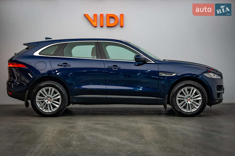 Внедорожник / Кроссовер Jaguar F-Pace 2017 в Киеве
