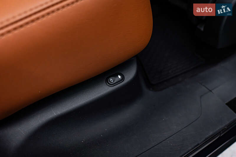 Внедорожник / Кроссовер Jaguar F-Pace 2017 в Киеве