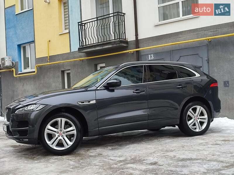 Внедорожник / Кроссовер Jaguar F-Pace 2017 в Ивано-Франковске